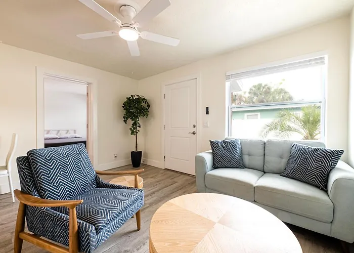 Apartment 2bd 2ba Sunview 6 2mins To Beachpool! Clearwater Beach
