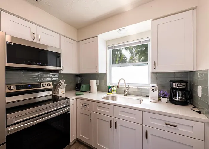 Apartment 2bd 2ba Sunview 6 2mins To Beachpool! Clearwater Beach