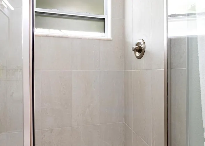 2bd 2ba Sunview 6 2mins To Beachpool! Apartment *