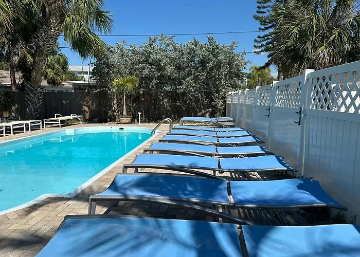Apartment 2bd 2ba Sunview 6 2mins To Beachpool! Clearwater Beach