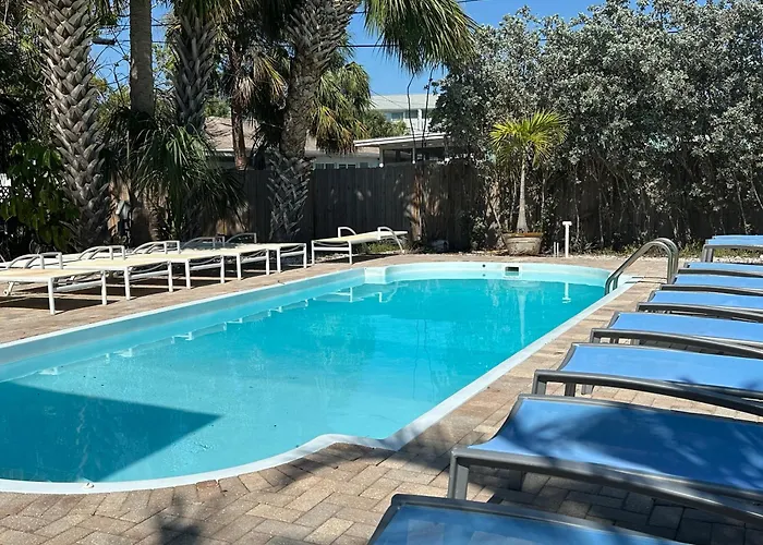 2bd 2ba Sunview 6 2mins To Beachpool! Apartment